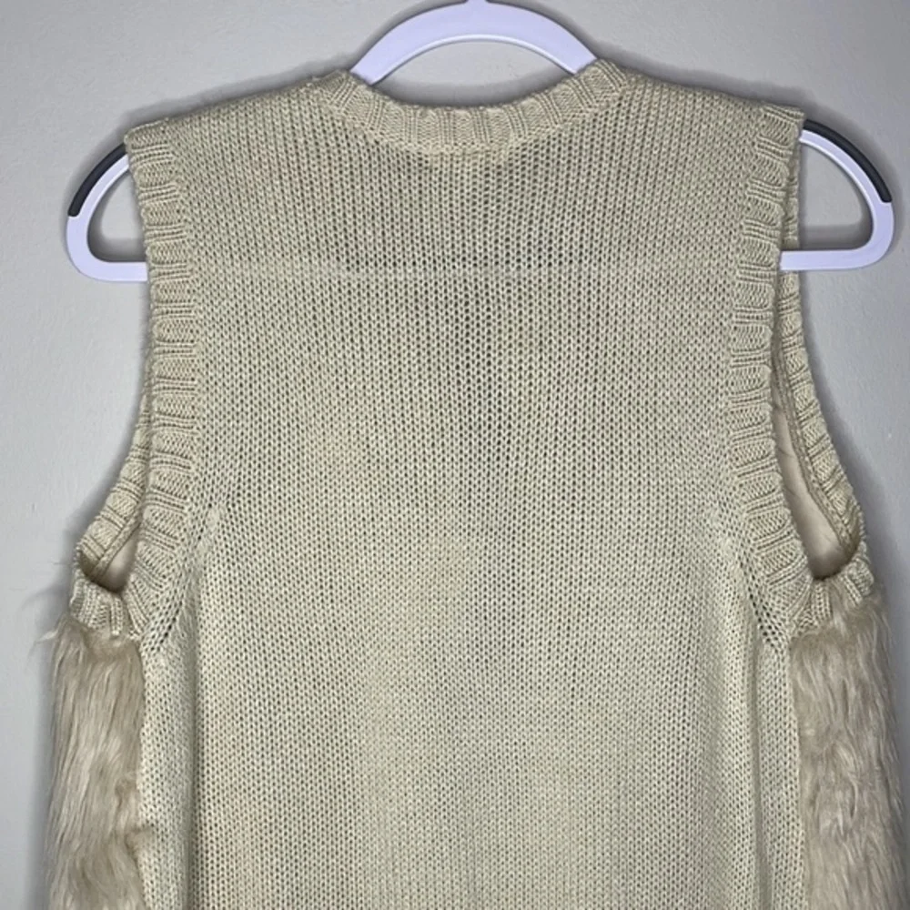 Eyeshadow Size M Ivory Faux Fur Crochet Knit Sleeveless Open Front Cozy Vest - Picture 7 of 8